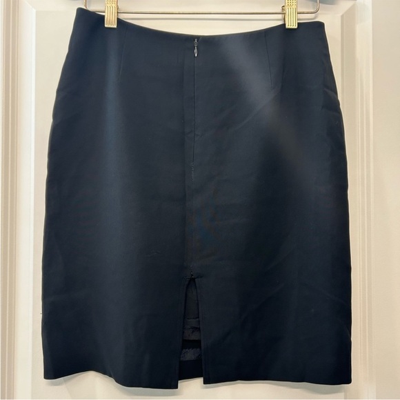 CLEARANCE Ann Taylor Business Skirt Black 6 petite - Picture 2 of 4